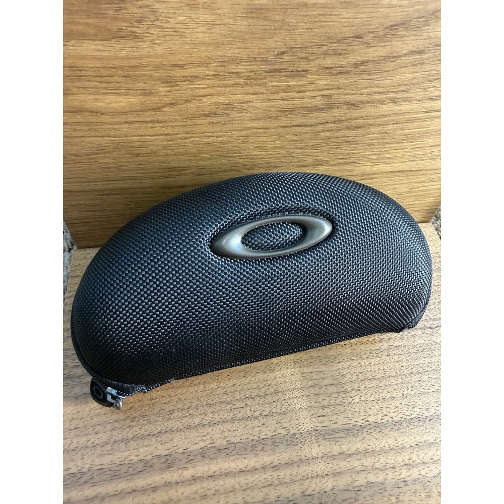 Oakley Black Hard Shell Sunglasses Case Zip Ballistic Nylon Molded Foam Vault